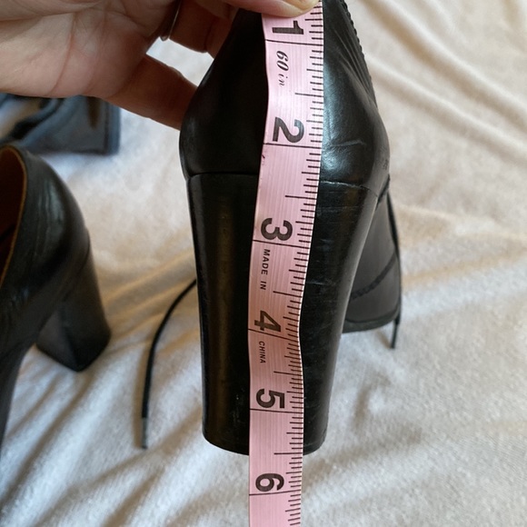 Geox respirara ‘brogue-type’ women’s.‎ Good shape but have been worn. - Picture 6 of 6